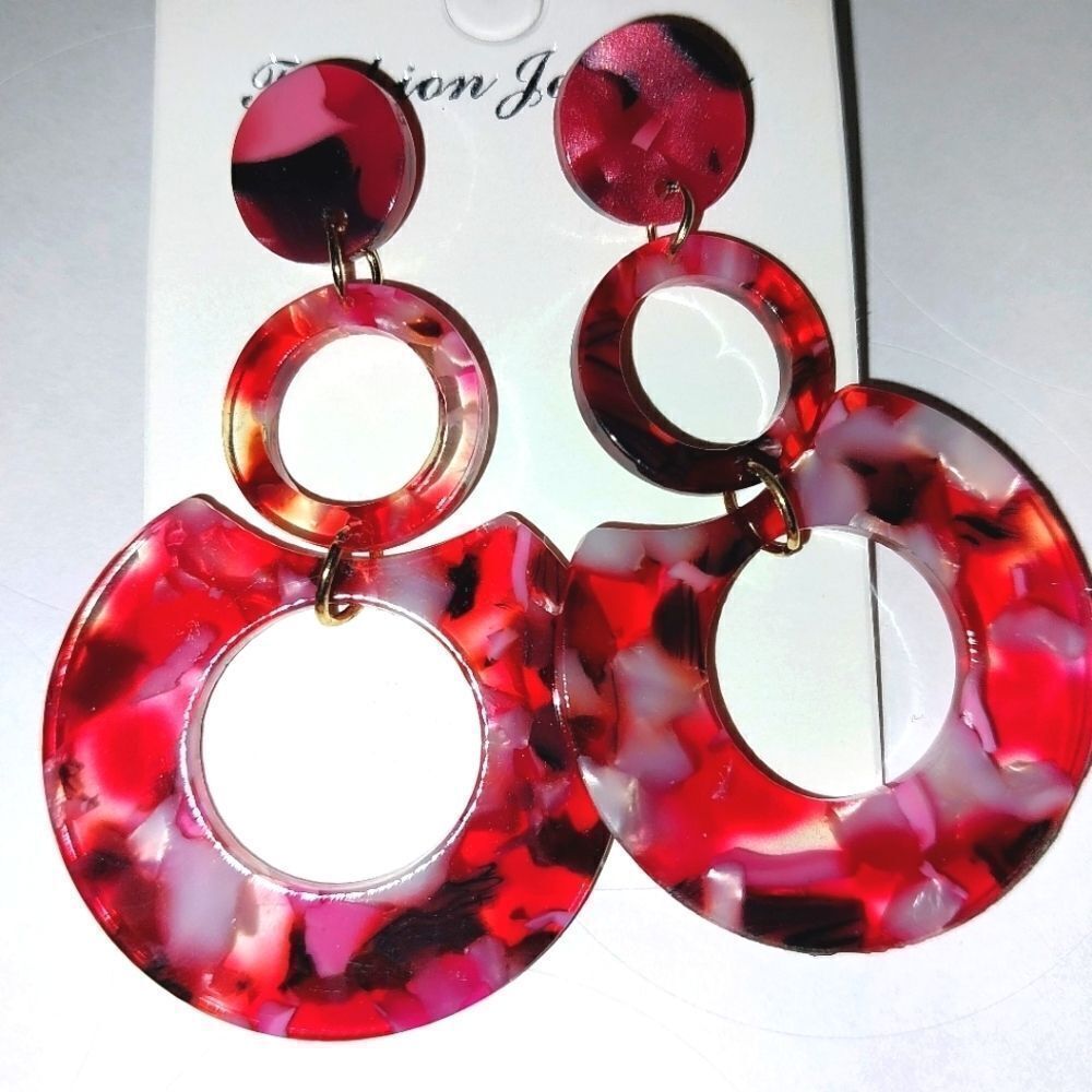 Ladies Trendy Acrylic Resin Earrings